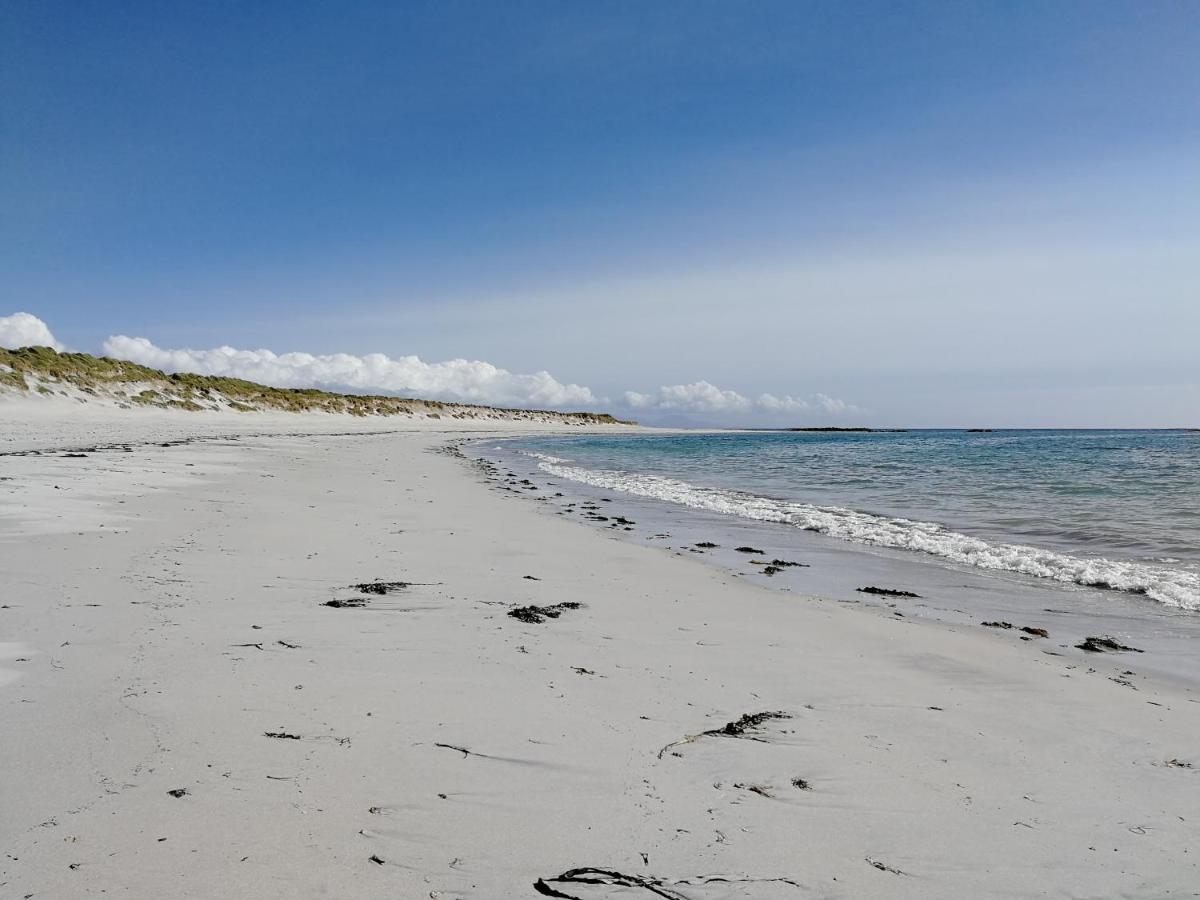 The Fisherman'S Snug Self Catering North Uist Paible Exterior photo